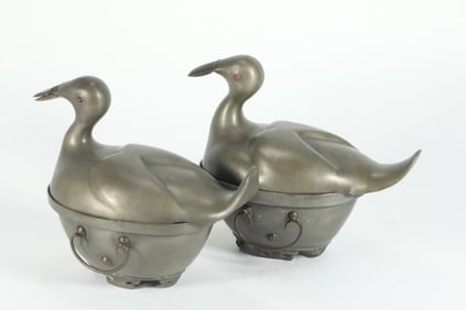 QING DYNASTY DUCK TIN LID BOX
