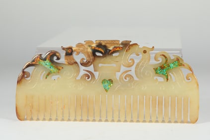 TANG DYNASTY JADE COMB