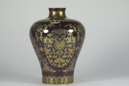 QING DYNASTY LANGYAO RED AND GOLD-PAINTED PLUM VASE