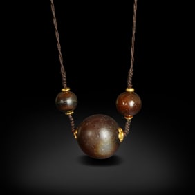 Ming Dynasty or earlier Tang qiu agate