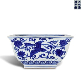 Ming Dynasty Jiajing period, Blue-and-white square cup with "phoenix through peony" patterns