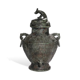 Western Zhou Dynasty Bronze lei with a coiled dragon lid