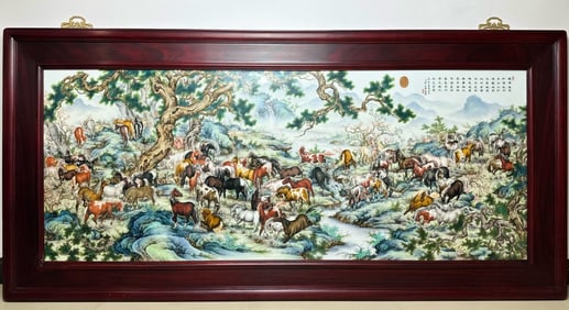 QING DYNASTY LANG SHINING ENAMEL PAINTED PORCELAIN PLATE WITH A PICTURE OF A HUNDRED HORSES