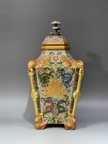 QING DYNASTY ENAMEL COLORED SPIRITUAL PATTERN SQUARE VASE