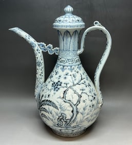 MING DYNASTY BLUE AND WHITE PINE, BAMBOO AND PLUM POT