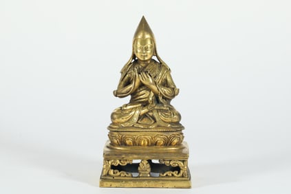 GILDED BUDDHA STATUE FROM THE QING DYNASTY