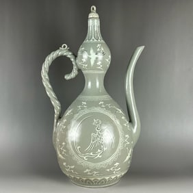 NORTHERN SONG DYNASTY GORYEO CELADON GOURD EWER