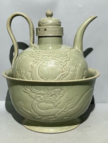 SONG DYNASTY SECRET COLOR CELADON TEAPOT SET