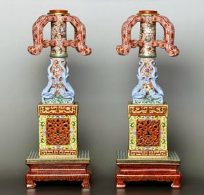QING DYNASTY FUSHOU HOLLOW GOLD-PAINTED ROTATING HAT STAND