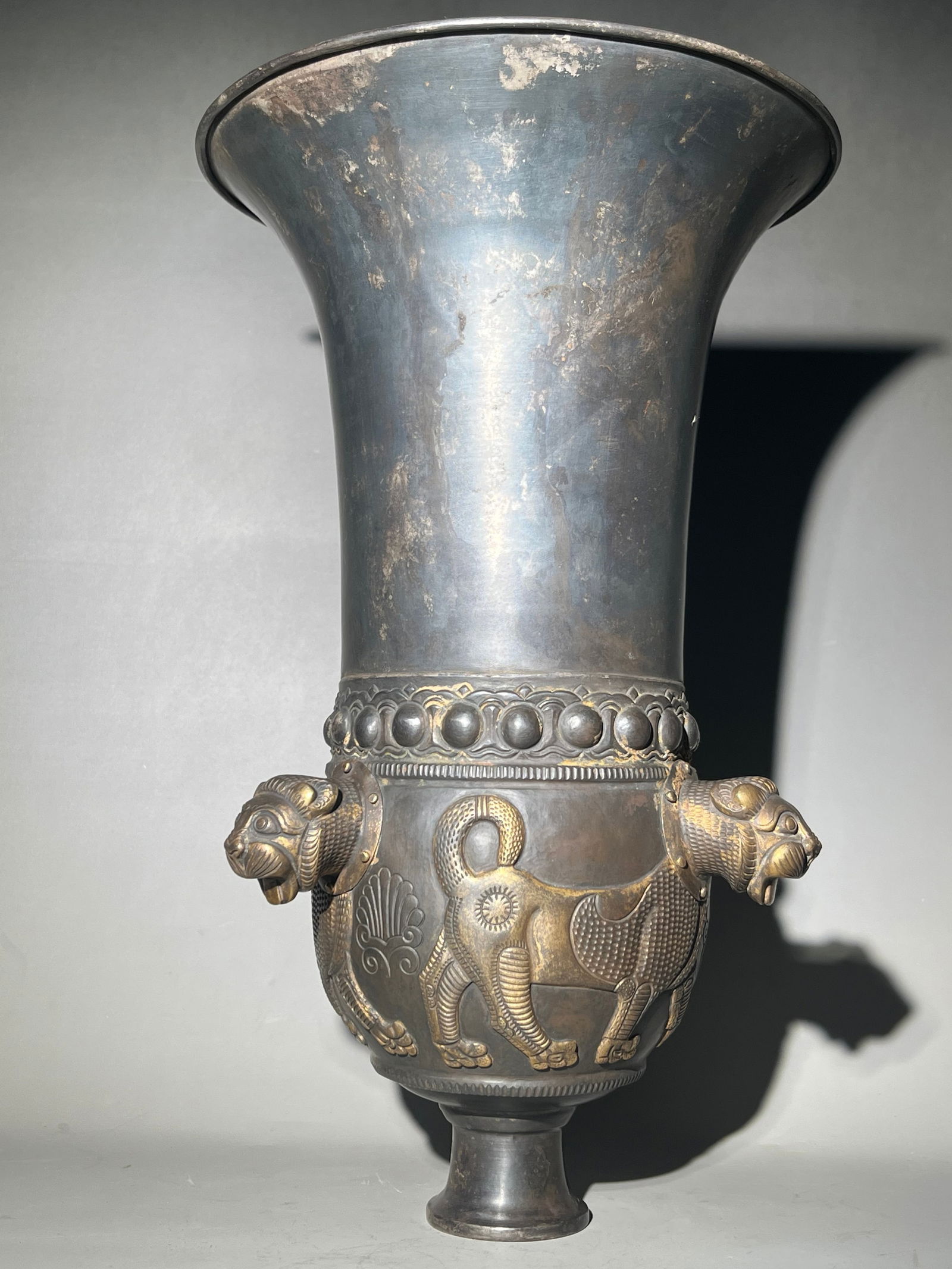 TANG DYNASTY SILVER GILDED PERSIAN LION VASE (1 of 9)