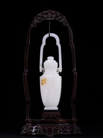 QING DYNASTY HOTAN JADE VASE