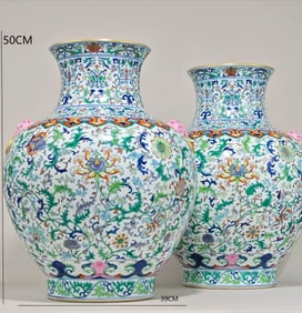 QING DYNASTY DOUCAI DOOR HANDLE VASE