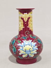 QING DYNASTY ENAMEL APPRECIATION VASE
