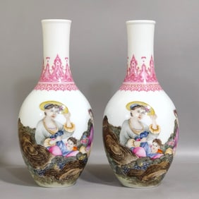 QING DYNASTY ENAMEL-PAINTED WESTERN FIGURE VASE