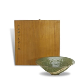 Song Dynasty, Yaozhou kiln bowl with carved flower patterns