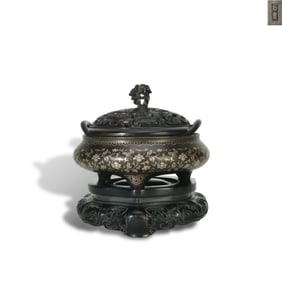 Ming Dynasty Bronze three-footed bridge-ear incense burner with silver inlaid flower patterns,