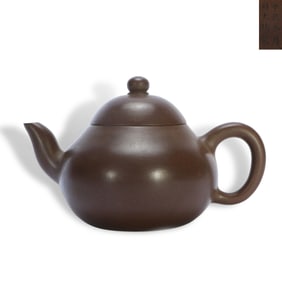 Ming Dynasty Zisha pear-shaped teapot, made by Shi Dabin