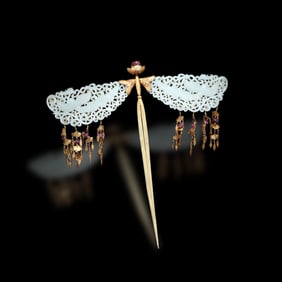 Tang Dynasty Gilt hairpin inlaid with tourmaline and Hetian jade, openwork carved with phoenix