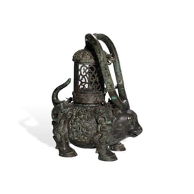 Han Dynasty Bronze ox-shaped lamp