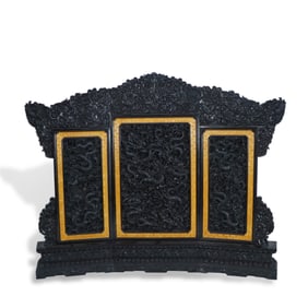 Qing Dynasty Red sandalwood seated screen carved with nine-dragon