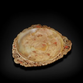 Han Dynasty Jade plate with dragon patterns