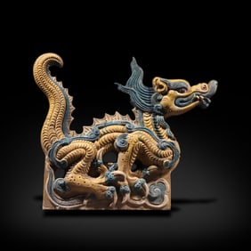 Qing Dynasty Glass dragon-shaped architectural component