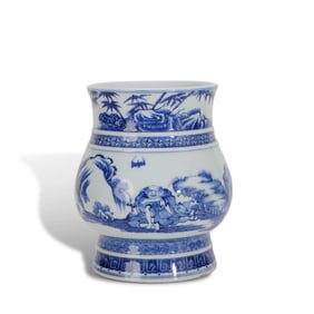 Qing Dynasty Yongzheng period, Blue-and-white zun with "immortals bringing blessings" patterns