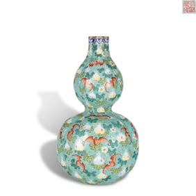 Qing Dynasty Qianlong period Green-ground famille rose three-hole gourd vase with "Fu-Lu-Wan-Dai"