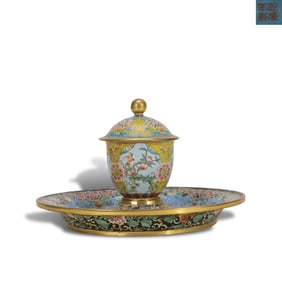 Qing Dynasty Qianlong period, Enamel-on-copper cup with four-season floral patterns and longevity