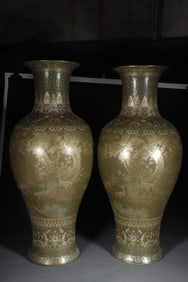 A PAIR OF QING DYNASTY TEA-DUST GLAZED GILT PINE AND DEER VASES