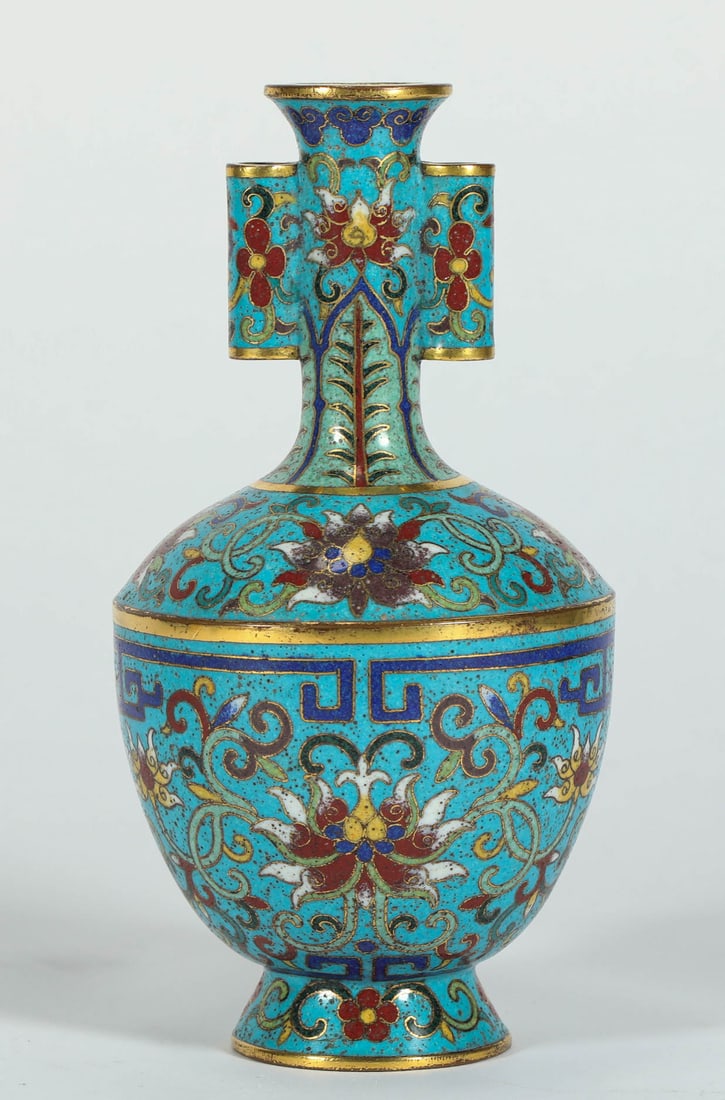 QING DYNASTY CLOISONNE VASE WITH TUBULAR HANDLES