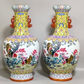 A PAIR OF QING DYNASTY YELLOW-GROUND AUSPICIOUS DOUBLE-EARED VASES WITH INSCRIBED POEMS