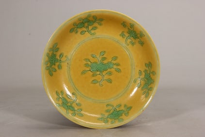 MING DYNASTY GREEN GLAZED PLATE