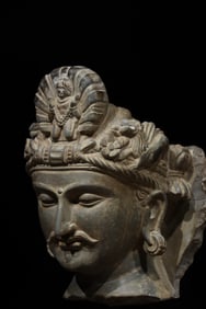 GANDHARA BUDDHA HEAD