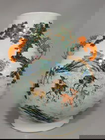 QING DYNASTY FAMILLE ROSE DEER HEAD VASE