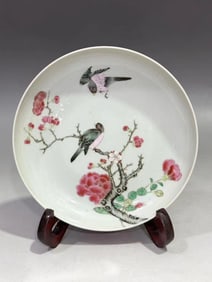 QING DYNASTY FAMILLE ROSE FLOWER AND BIRD PLATE