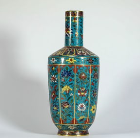 MING DYNASTY CLOISONNE FLORAL HAMMER-SHAPED VASE