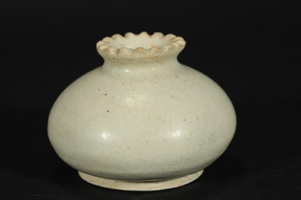 SUI DYNASTY WHITE PORCELAIN JAR