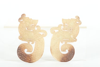 WARRING STATES JADE DRAGON