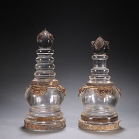 A PAIR OF QING DYNASTY CRYSTAL STUPAS