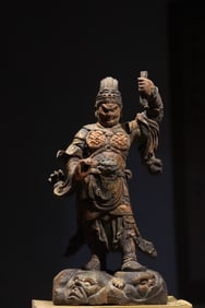 MING DYNASTY WOOD CARVED AND PAINTED HEAVENLY KING