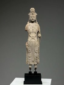 TANG DYNASTY WOODEN BODHISATTVA