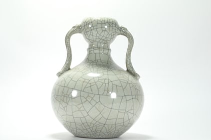 QING DYNASTY GE KILN RIBBON VASE