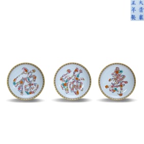 Qing Dynasty Yongzheng period, A group of enameled plates with "hundred flowers" and "fortune,