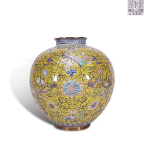 Qing Dynasty Qianlong period, Enamel-on-copper jar with interlocking lotus and Eight Immortals'