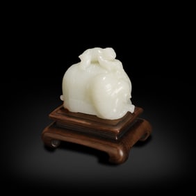 Qing Dynasty Hetian white jade ornament of boy washing elephant