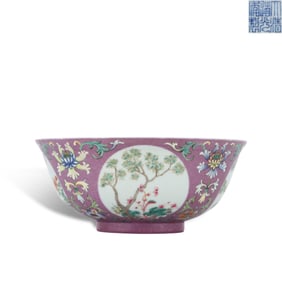 Qing Dynasty Daoguang period, Table bowl with blue-and-white interior, pink-ground exterior with