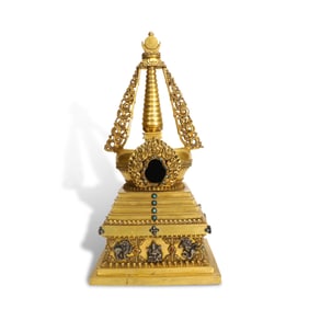 Qing Dynasty Gilt-bronze Buddhist stupa
