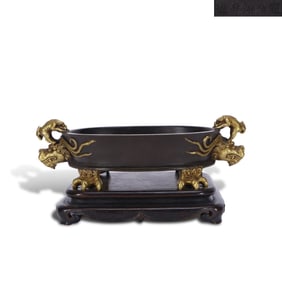 Qing Dynasty (6th year of Daoguang reign)?? Gilt-bronze four-footed censer with beast ears