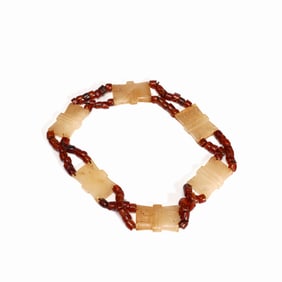 Pre-Ming Dynasty Jade and Agate Pendant Necklace